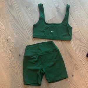 SET Green Sports Bra